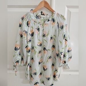 Lauren Conrad Floral Blouse Size XS